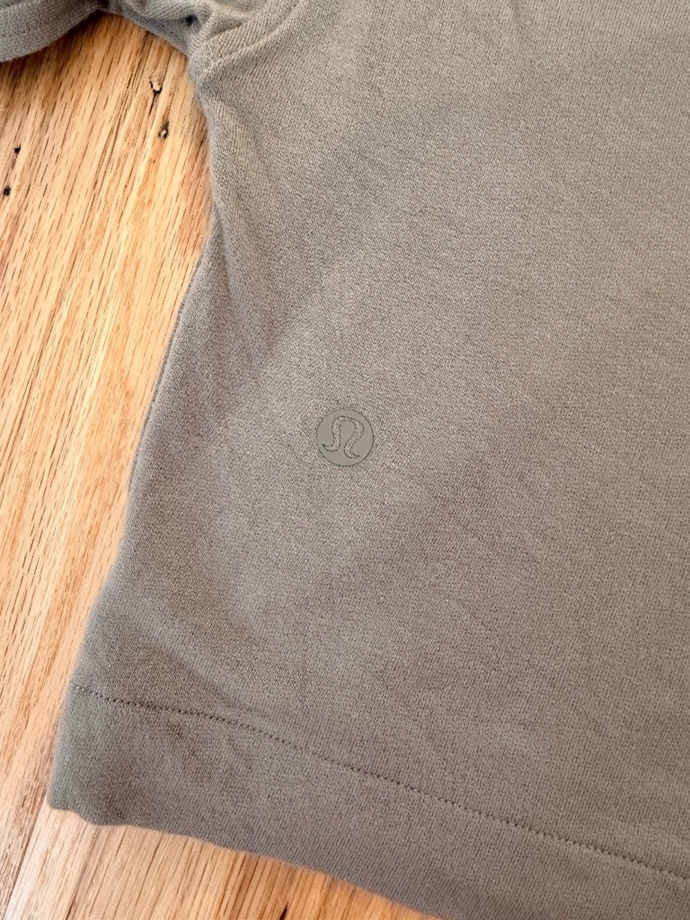 Lululemon BeCalm Soft Cropped Tan Hoodie Size XS/S - Picture 3 of 4